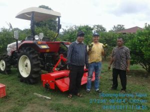 Four Wheel Drive Agricultural Tractor